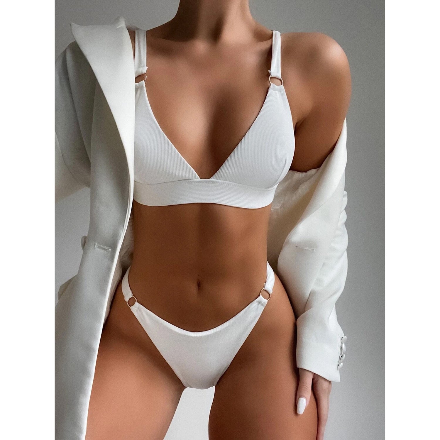 Rib Ring Linked High Cut Bikini Swimsuit